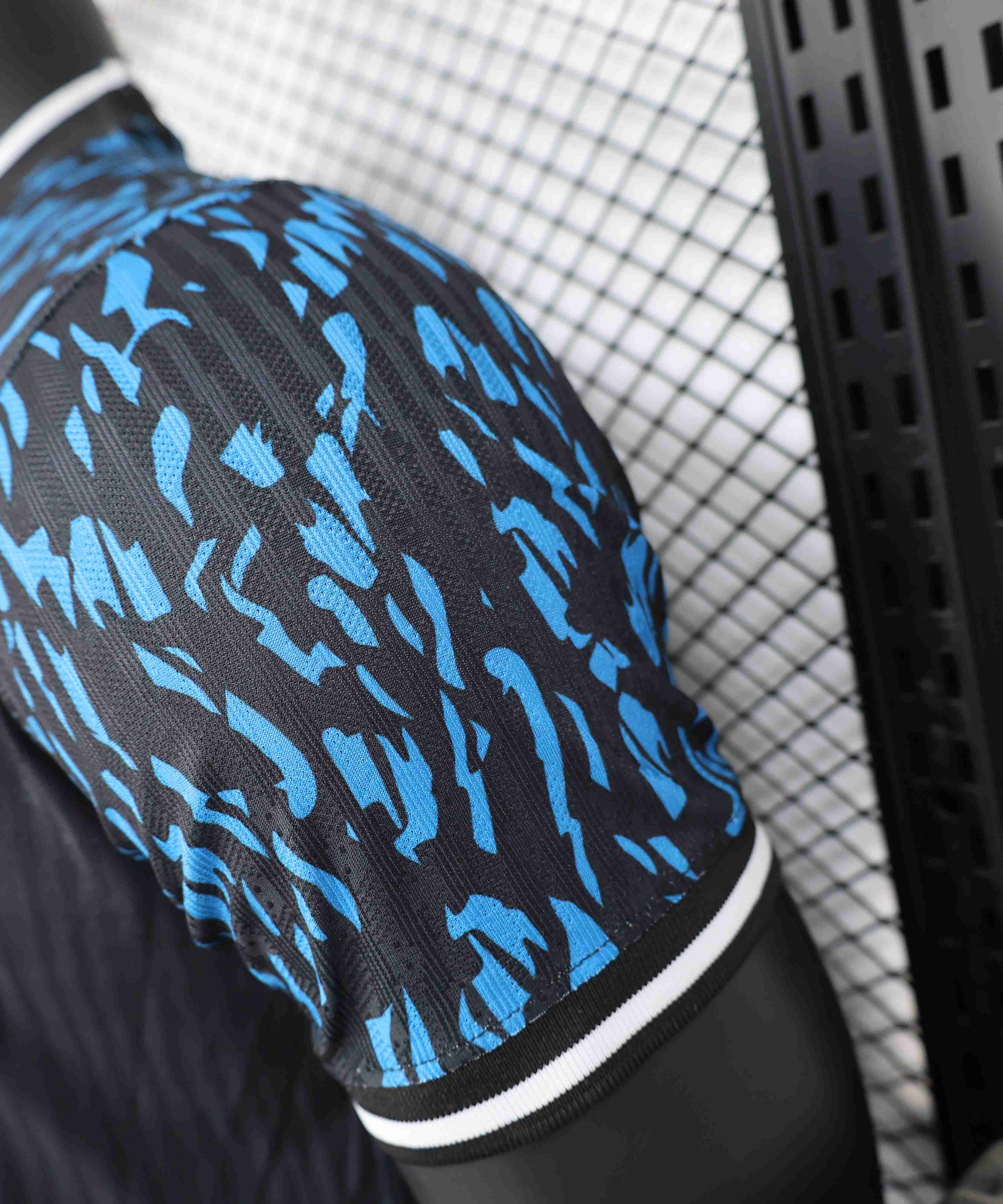 Barcelona "Blue Lion" Special