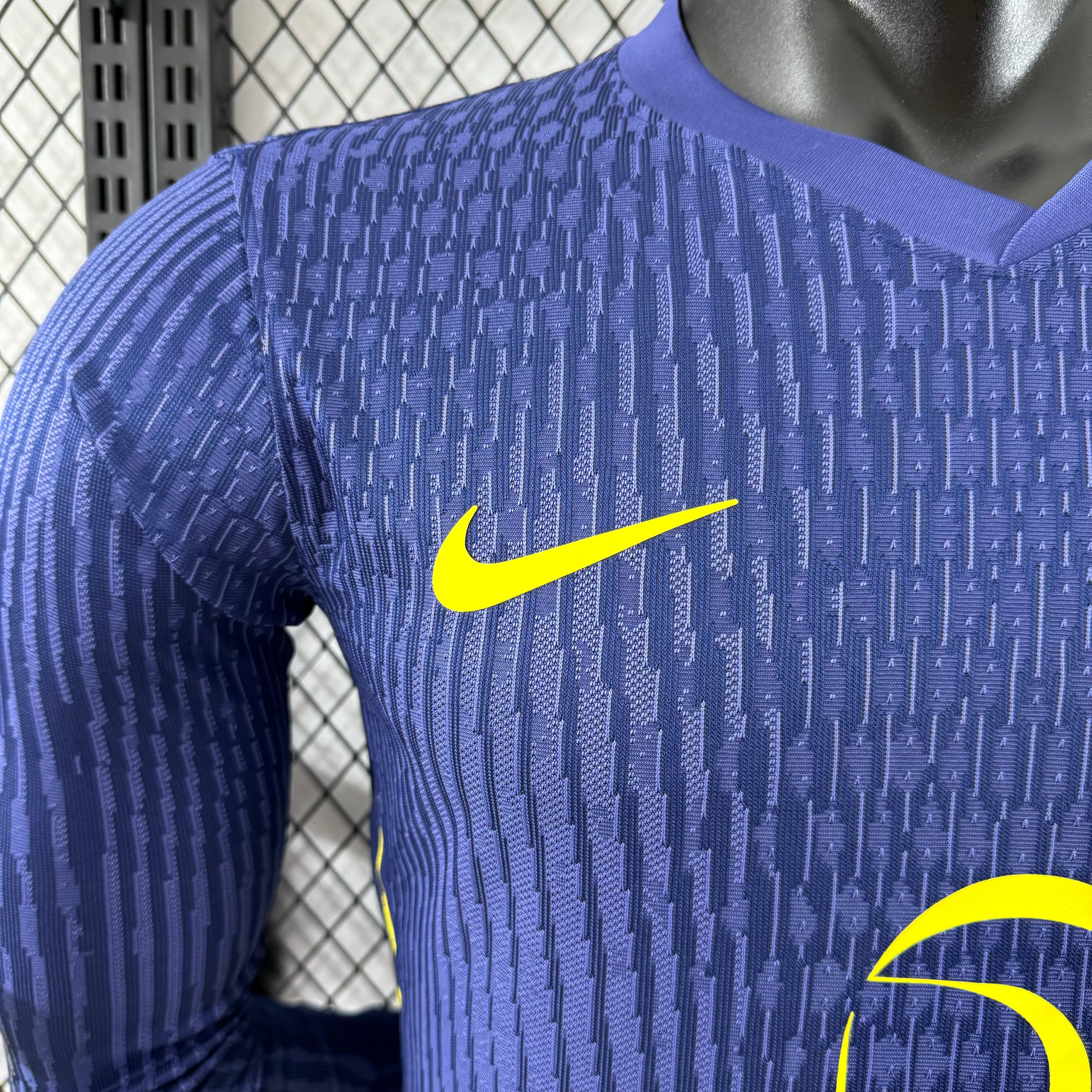 Atletico Madrid 2025-2026 Long Sleeve Away Kit