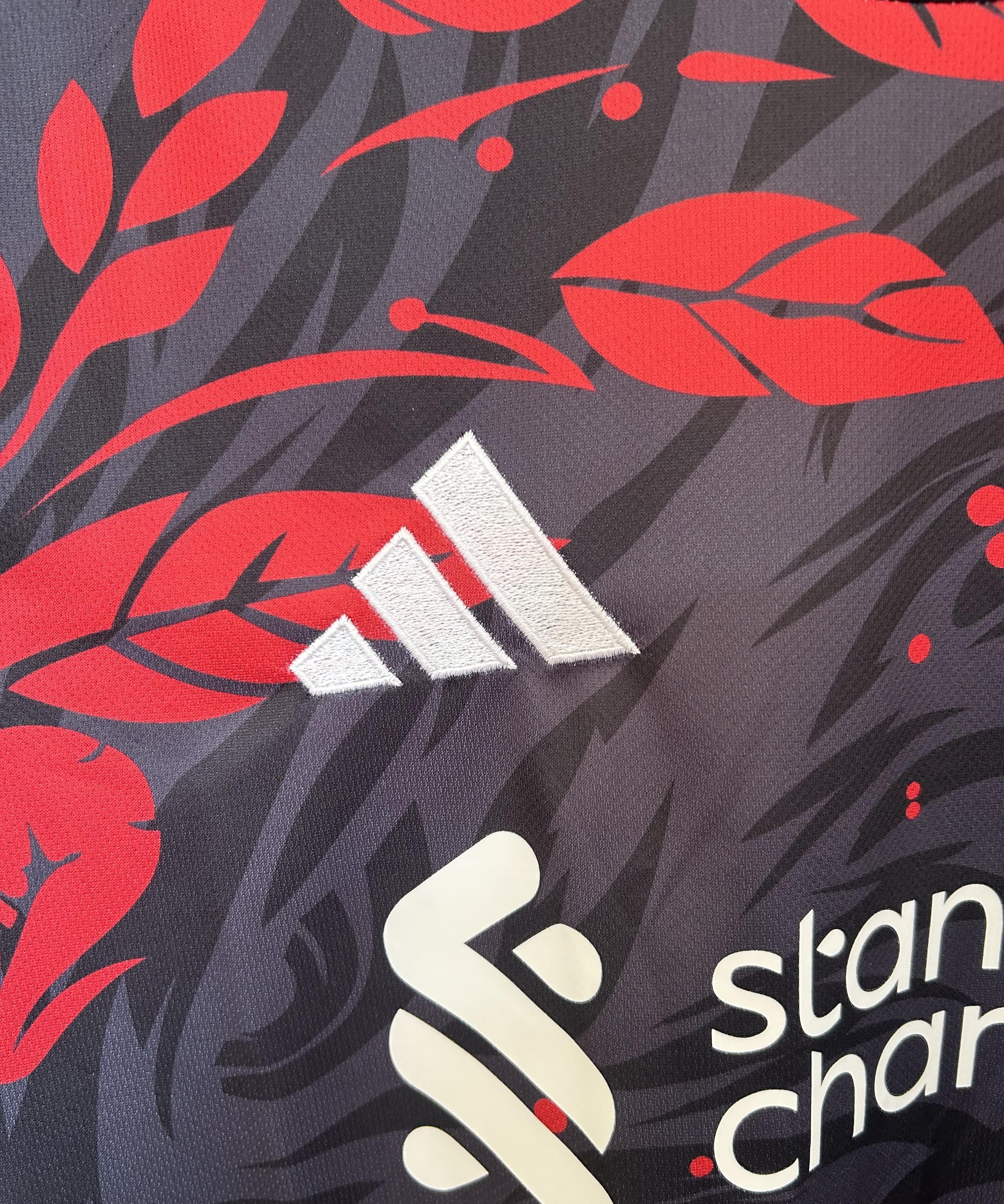 Liverpool "Eternal Blaze" Special Kit