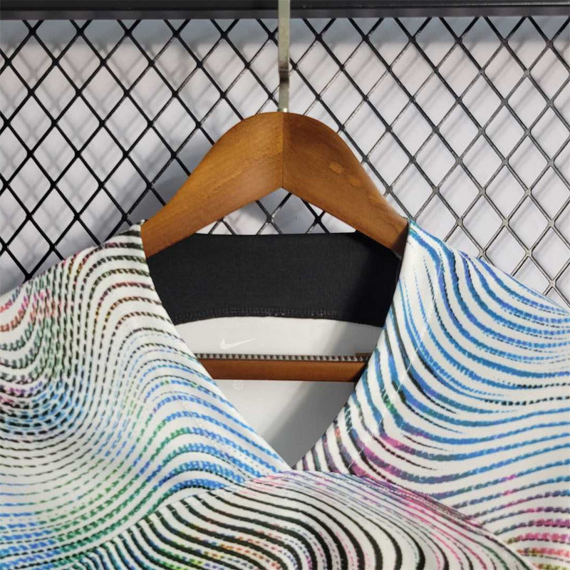 Liverpool 22-23  Away