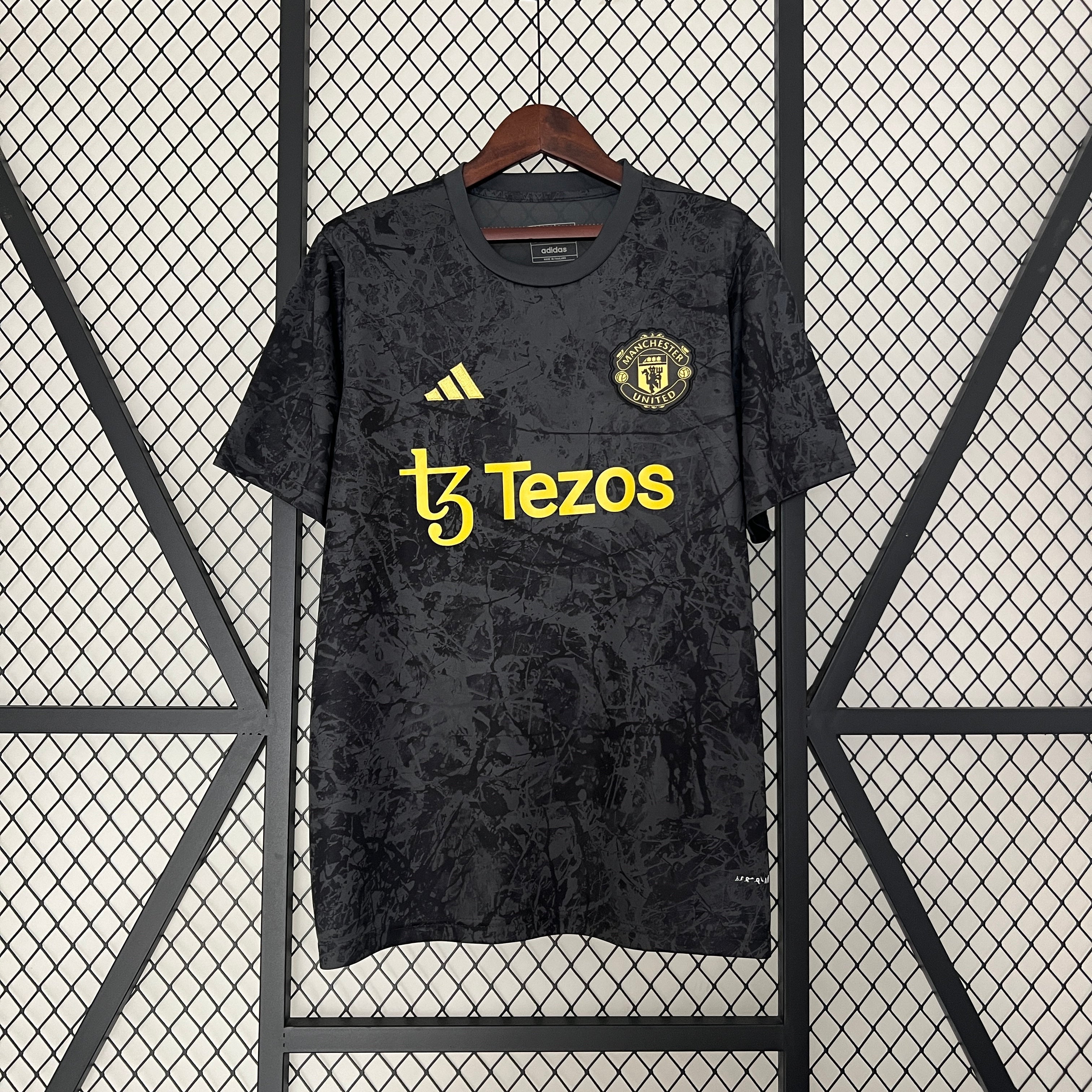 Manchester United " Black empire" Special kit