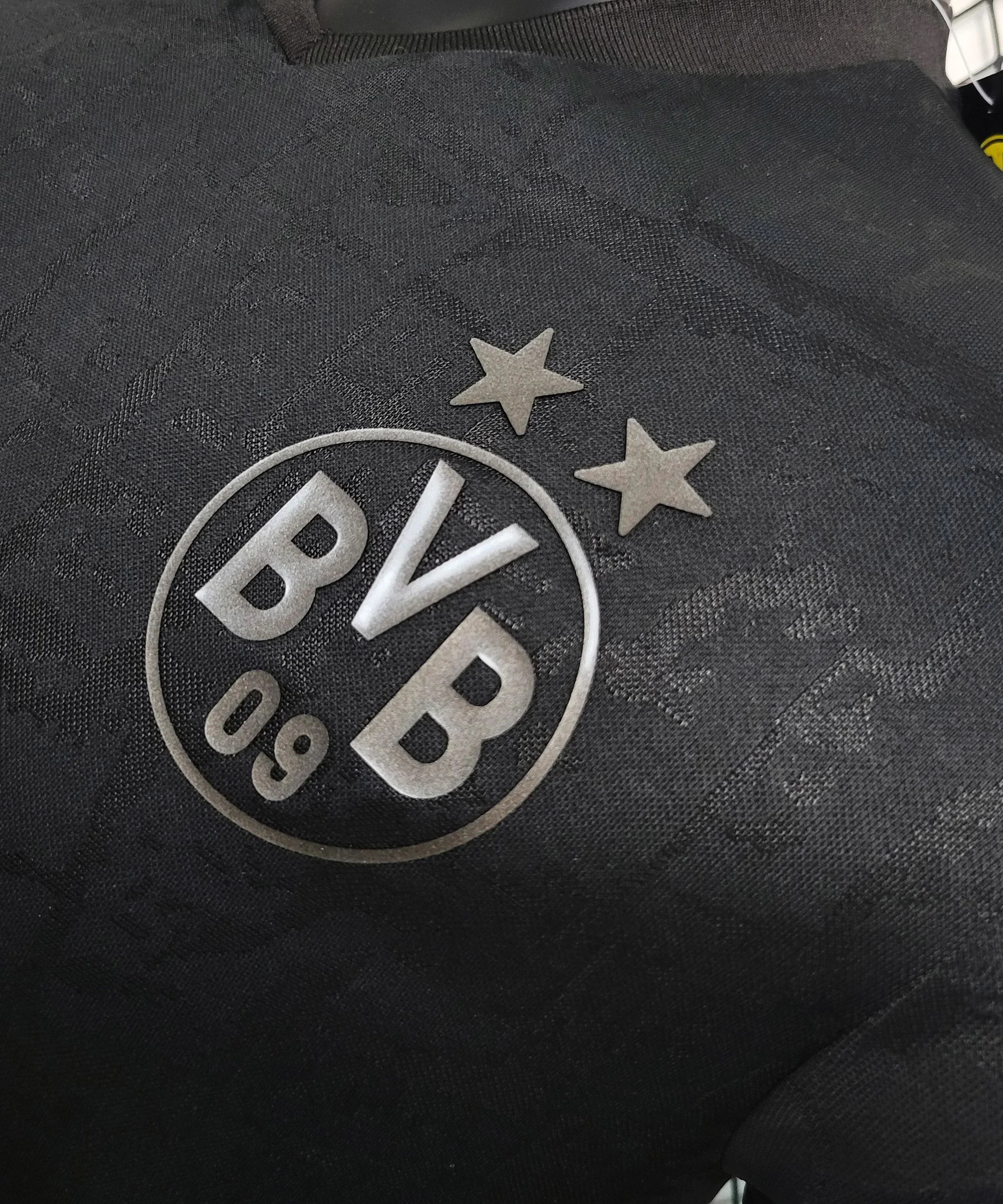 Borussia Dortmund "Midnight Storm" Special Kit