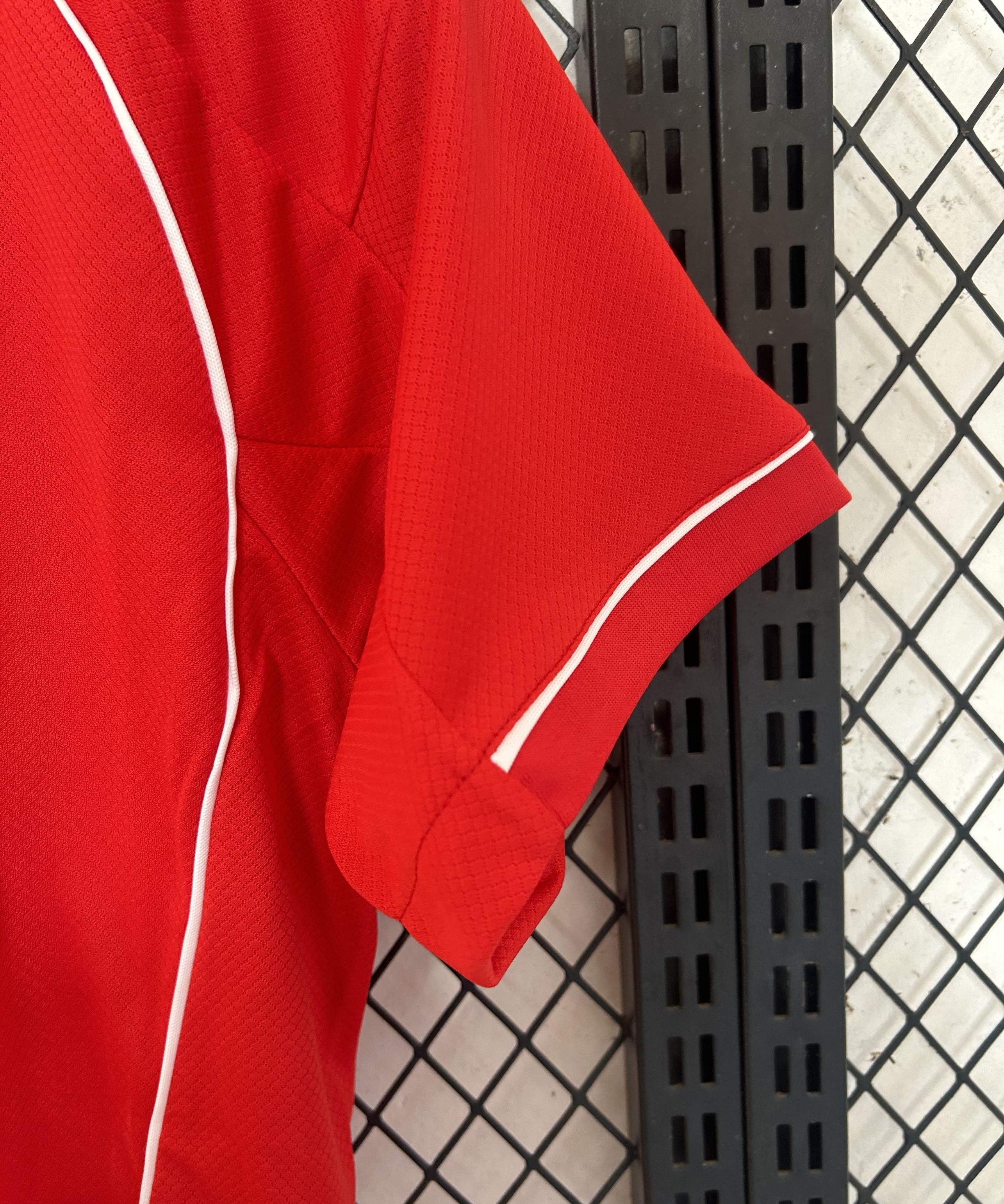 Liverpool  2025-2026 Home Kit