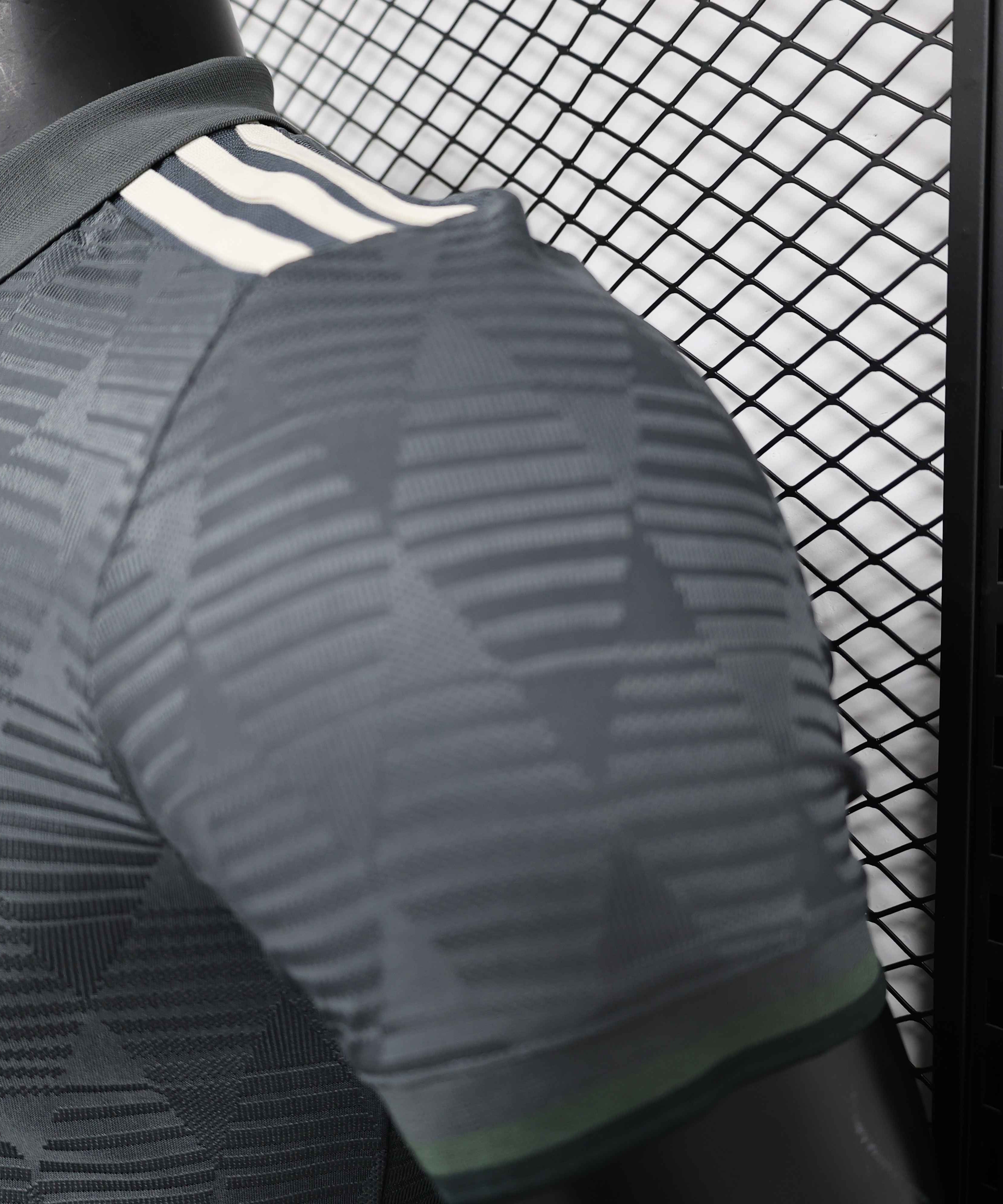 Bayern Munich "baly Gray" Special Kit