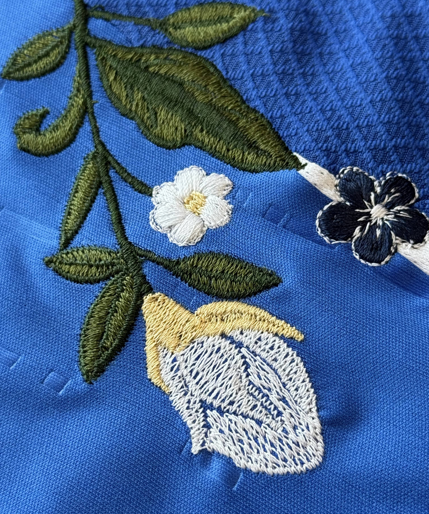 قميص إيطاليا المطرز 2024/2025