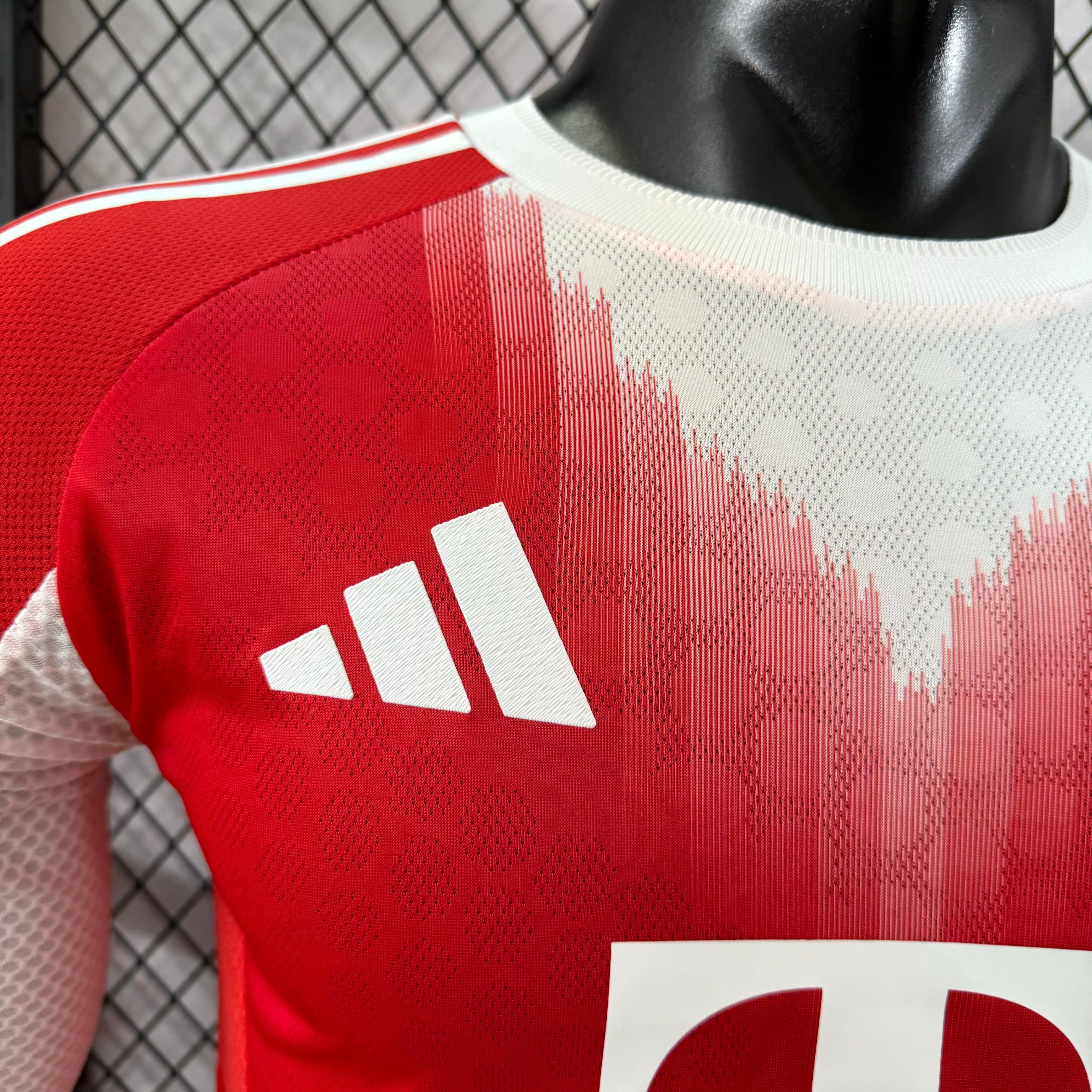 Bayern Munchen 2025-2026 Long Sleeve Home Kit