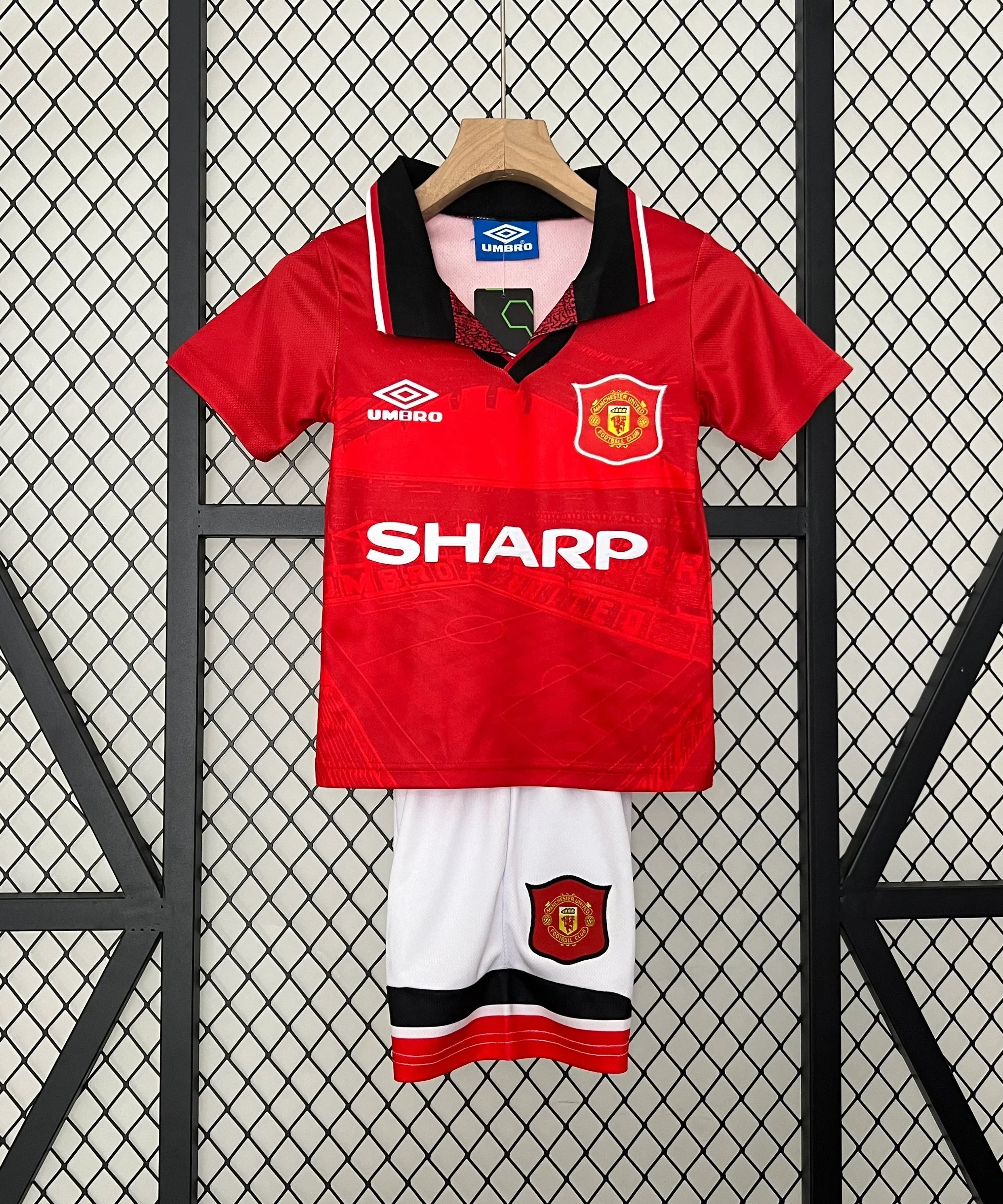 Manchester United Retro 94/96 Home Jersey Kids