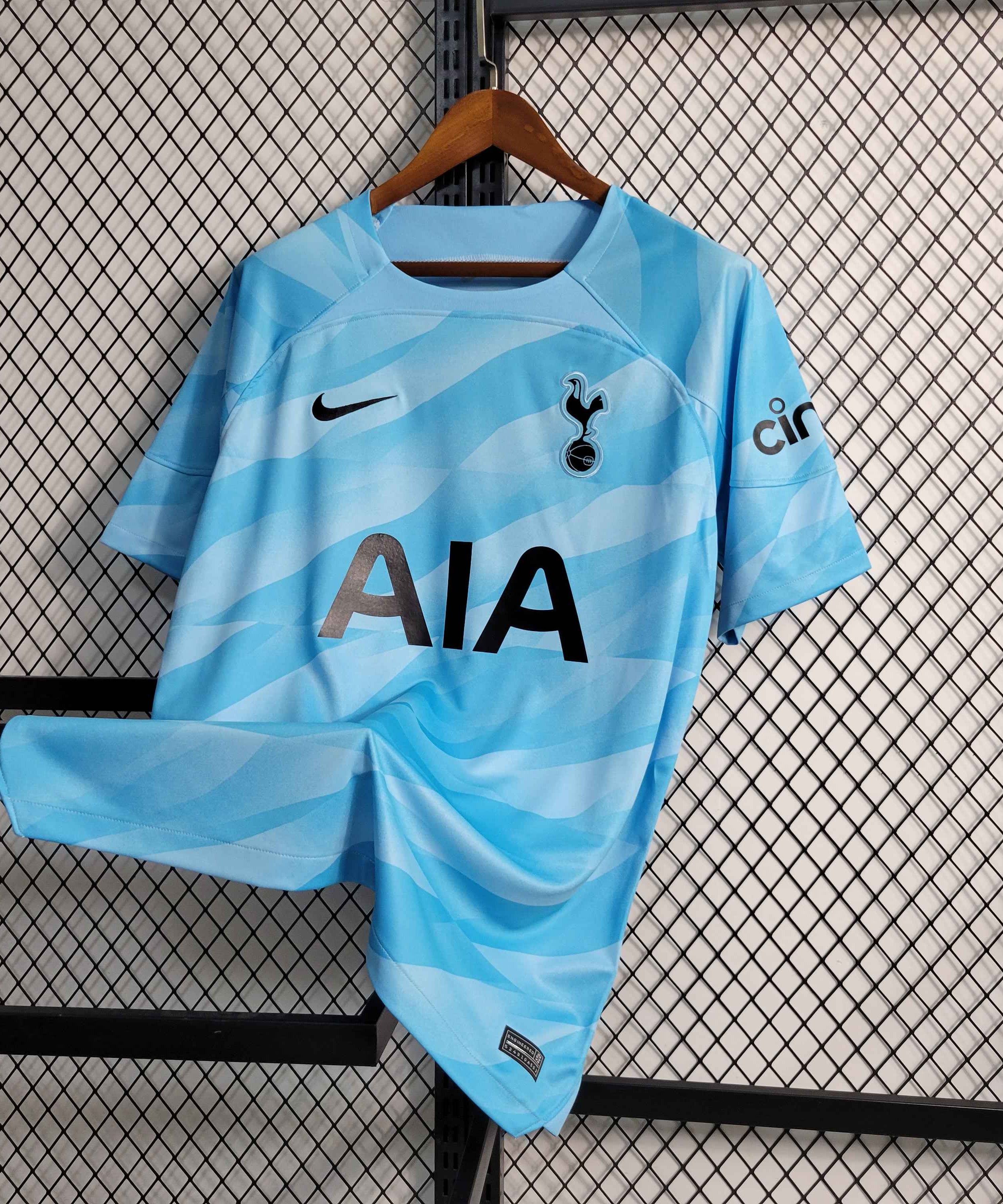 Tottenham HotSpur "Blue Ocean" Special