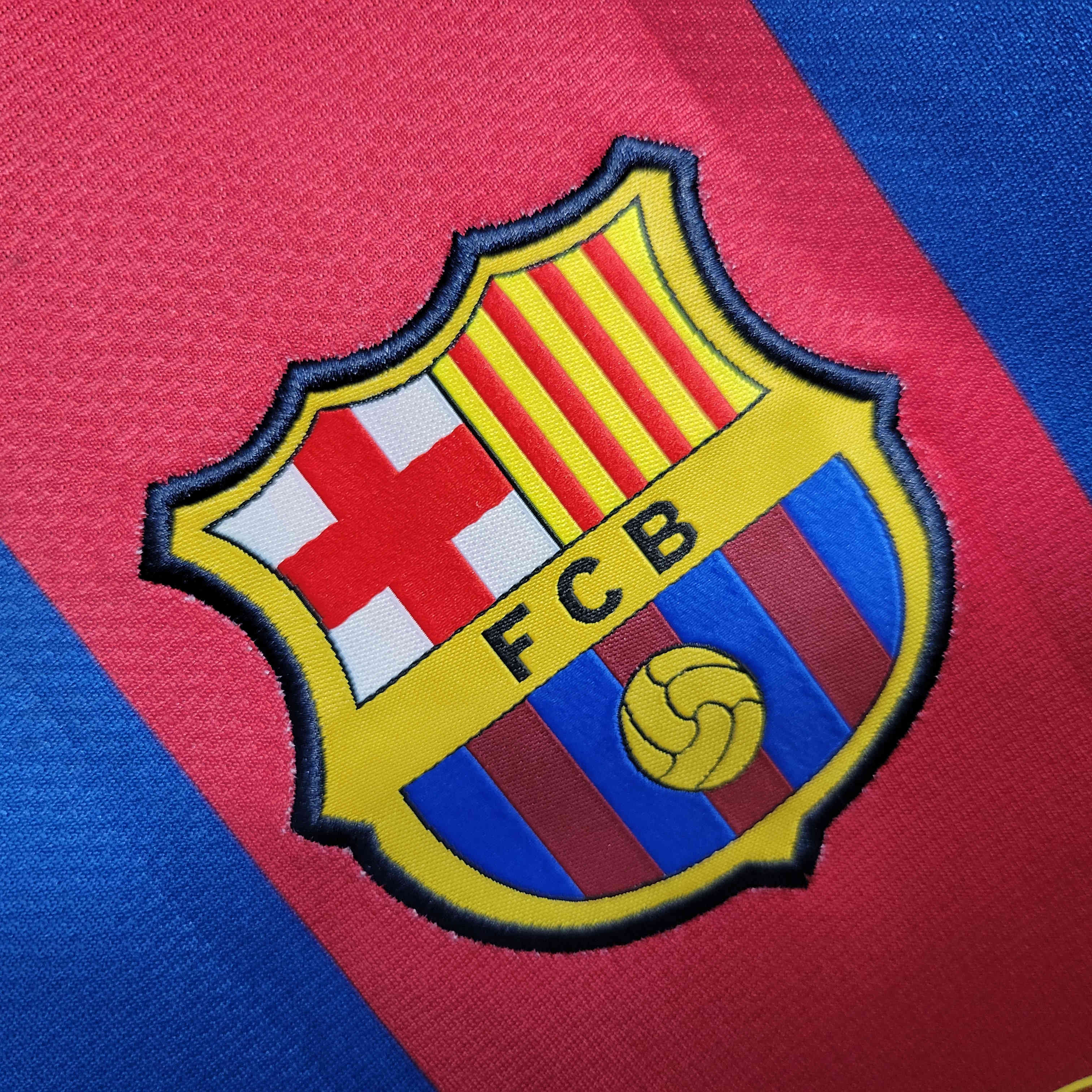 Retro Barcelona 10-11 Home Retro