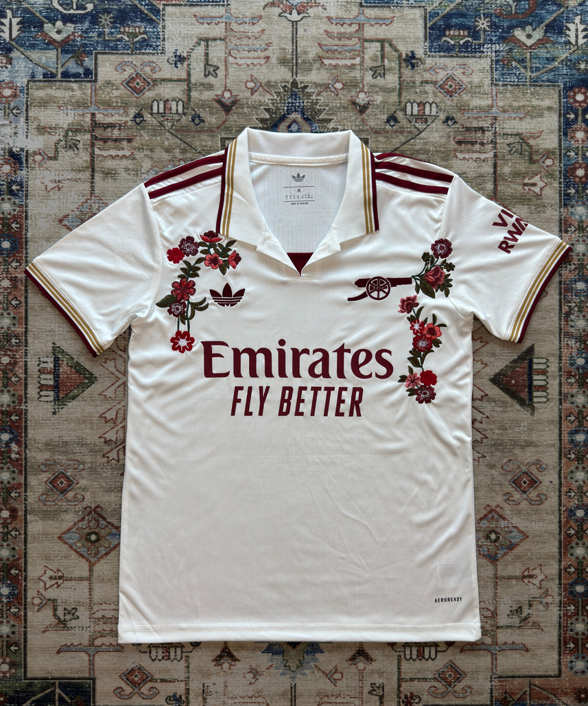 قميص أرسونال المطرز 2024/2025