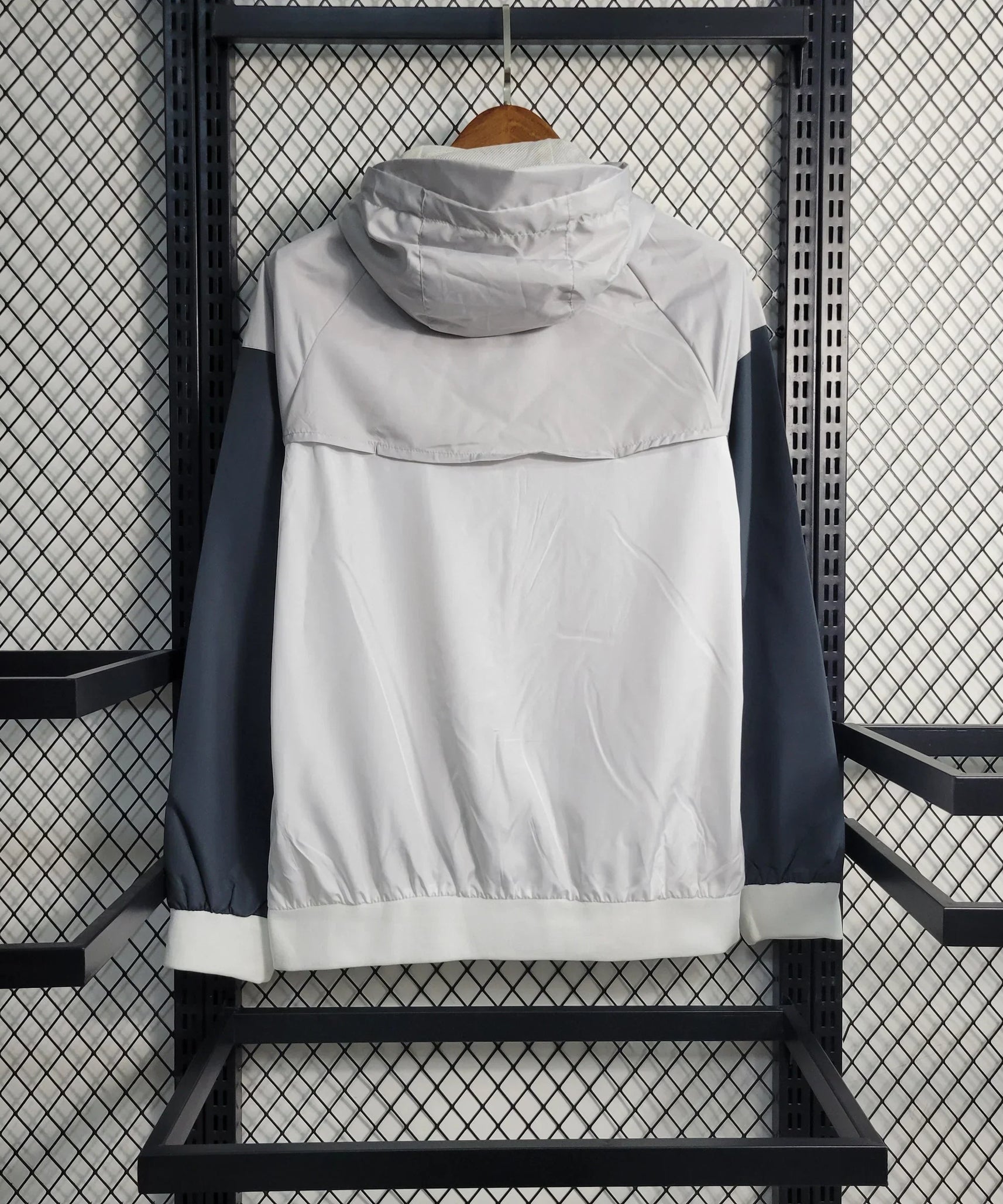 Chelsea Windbreaker Jacket 23/24 - White