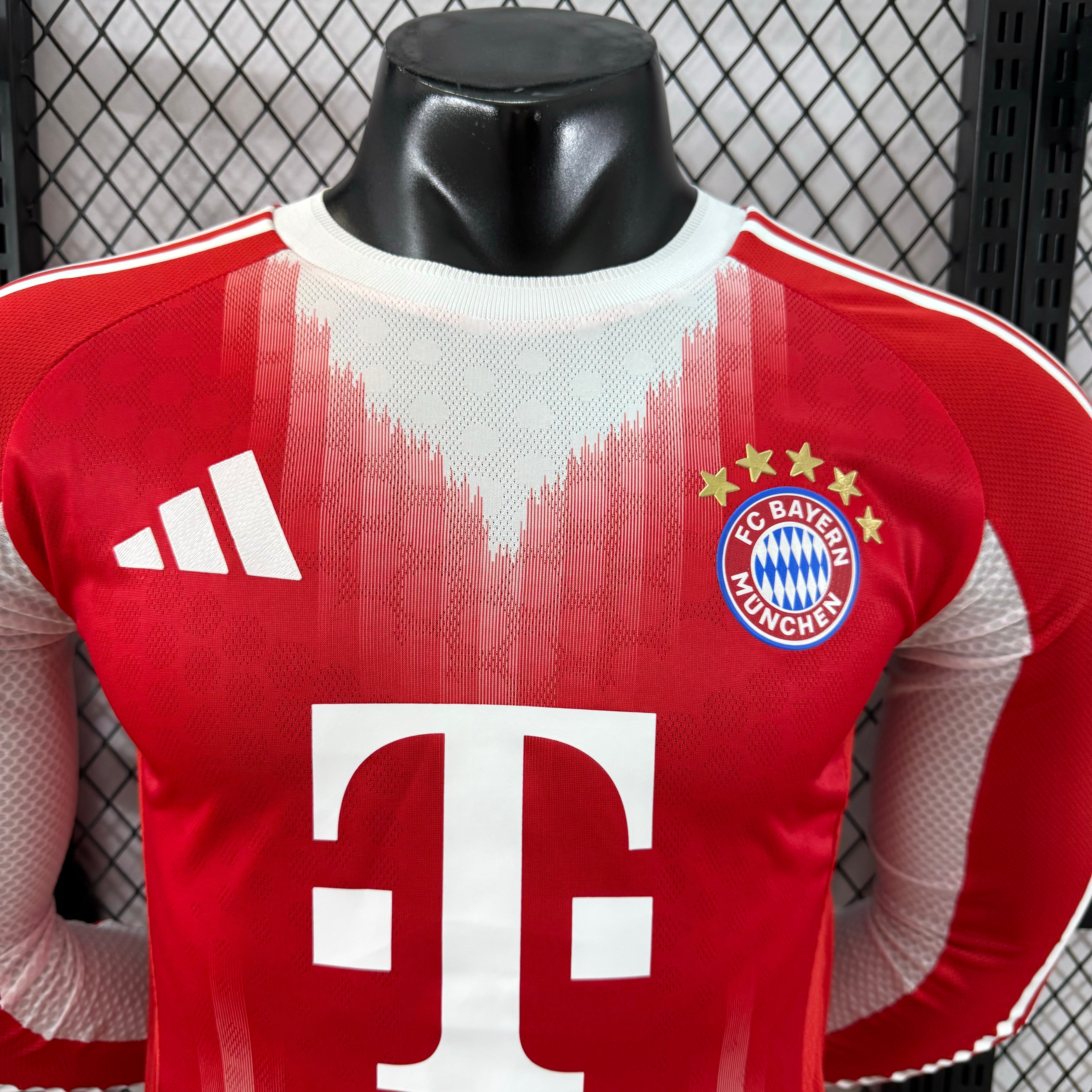 Bayern Munchen 2025-2026 Long Sleeve Home Kit