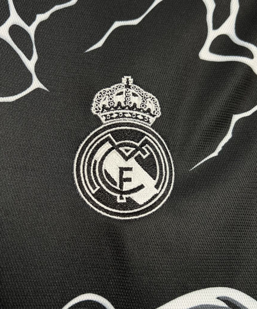 Real Madrid 'Panther Thunder' Special Kit"