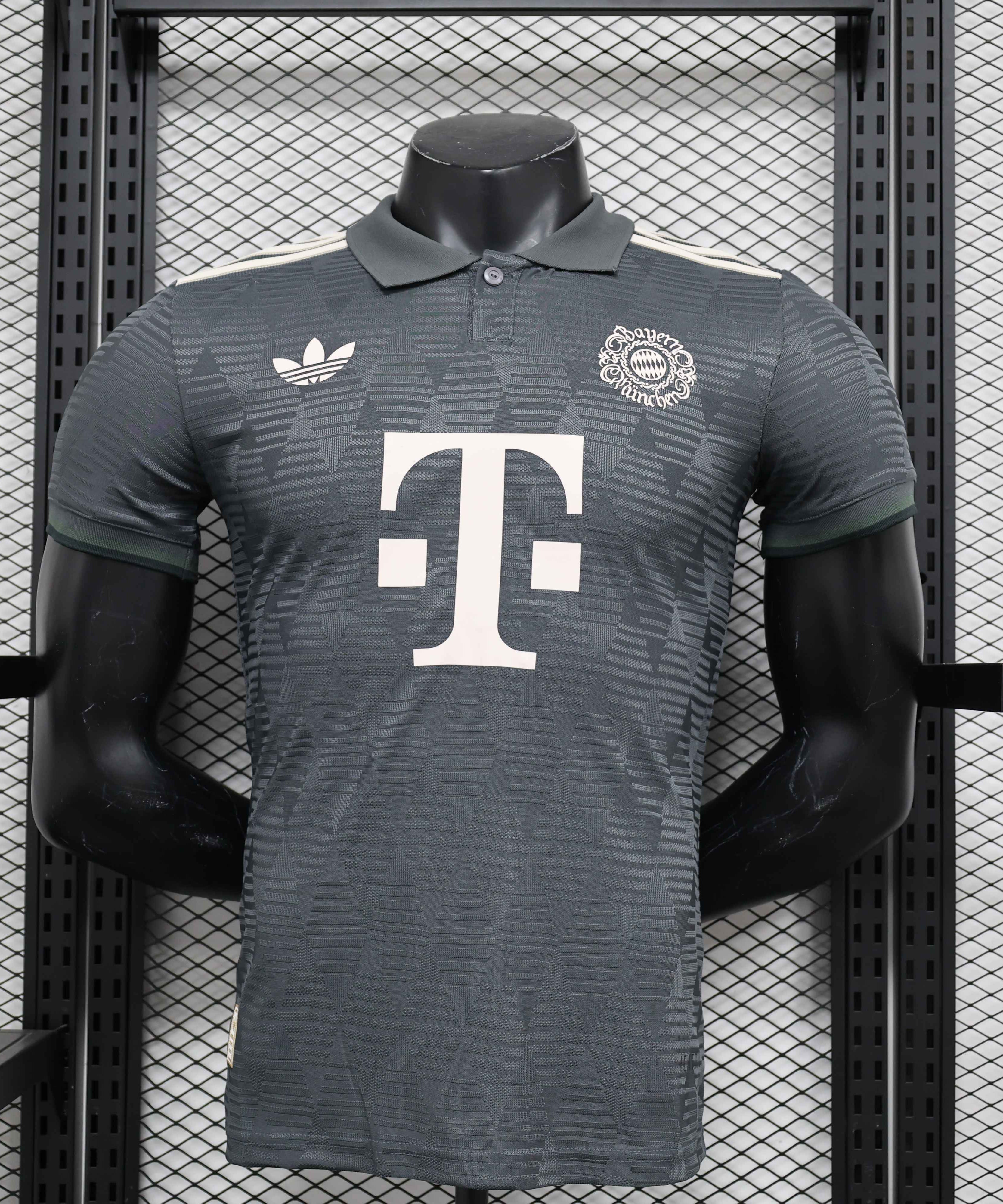 Bayern Munich "baly Gray" Special Kit