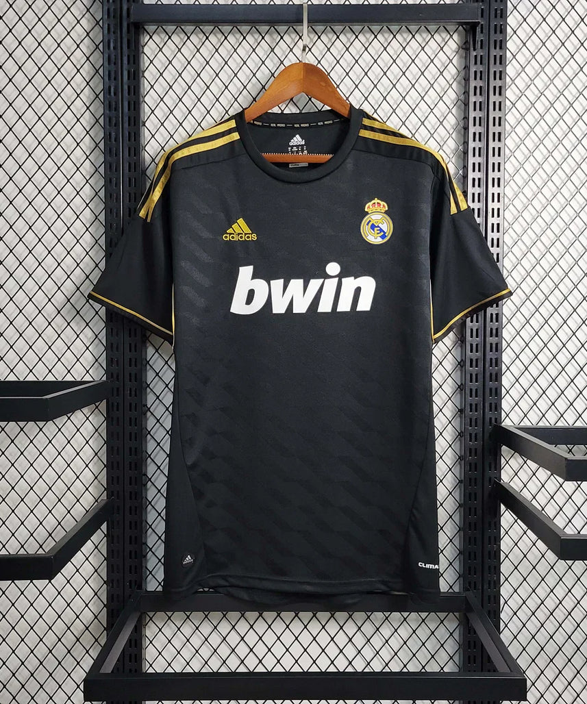 Real Madrid 2011-2012 Retro Away