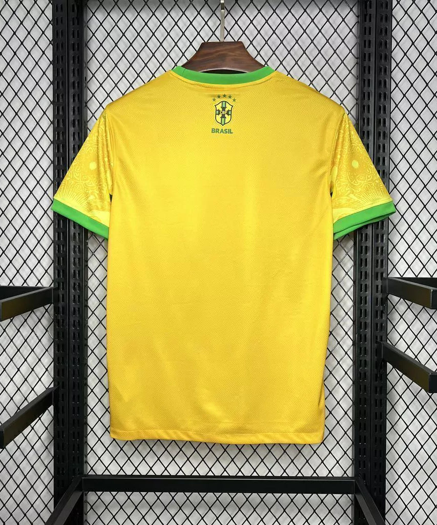 طقم "يسوع" البرازيلي الخاص