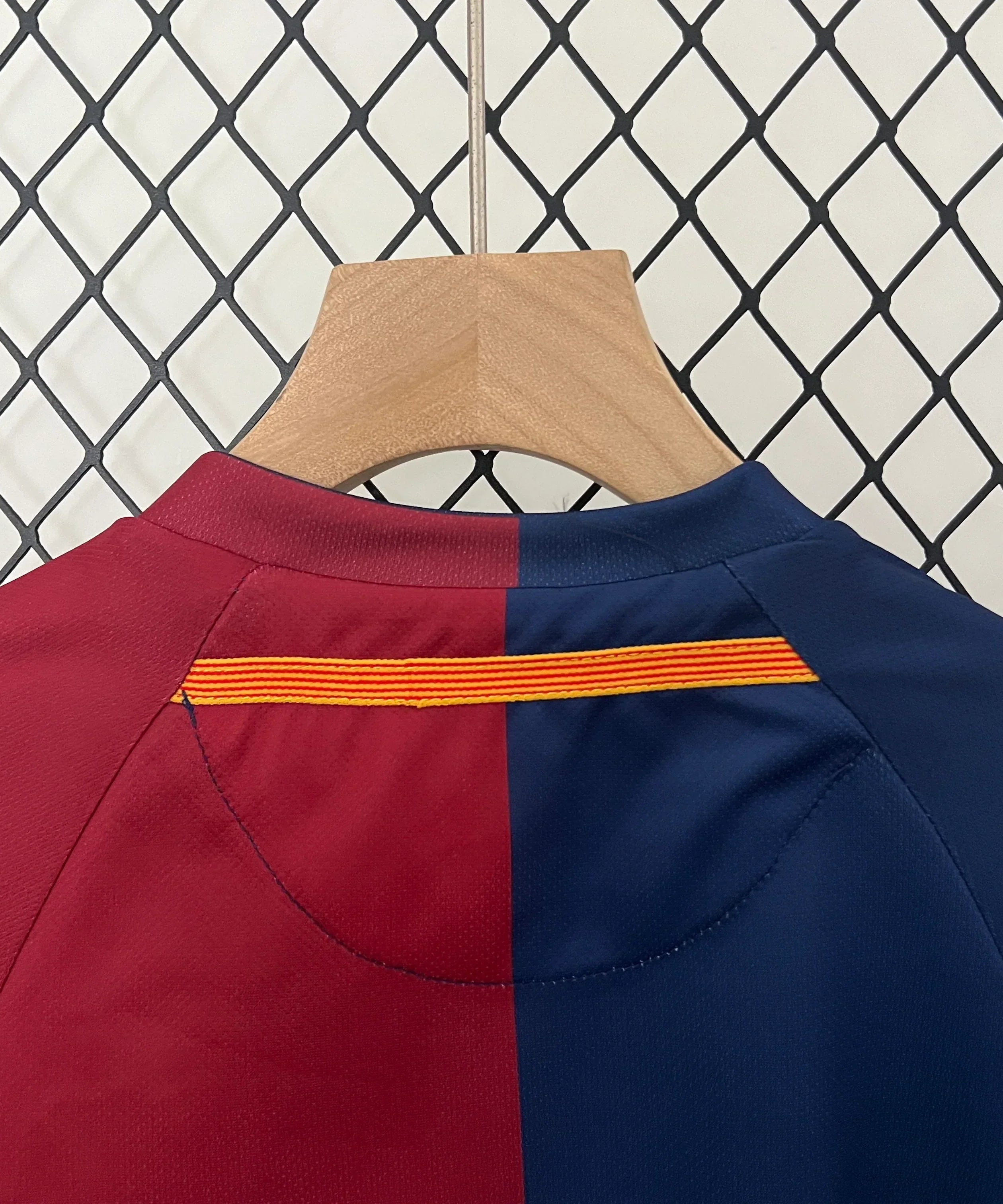 Barcelona 08/09 Home Jersey Kids