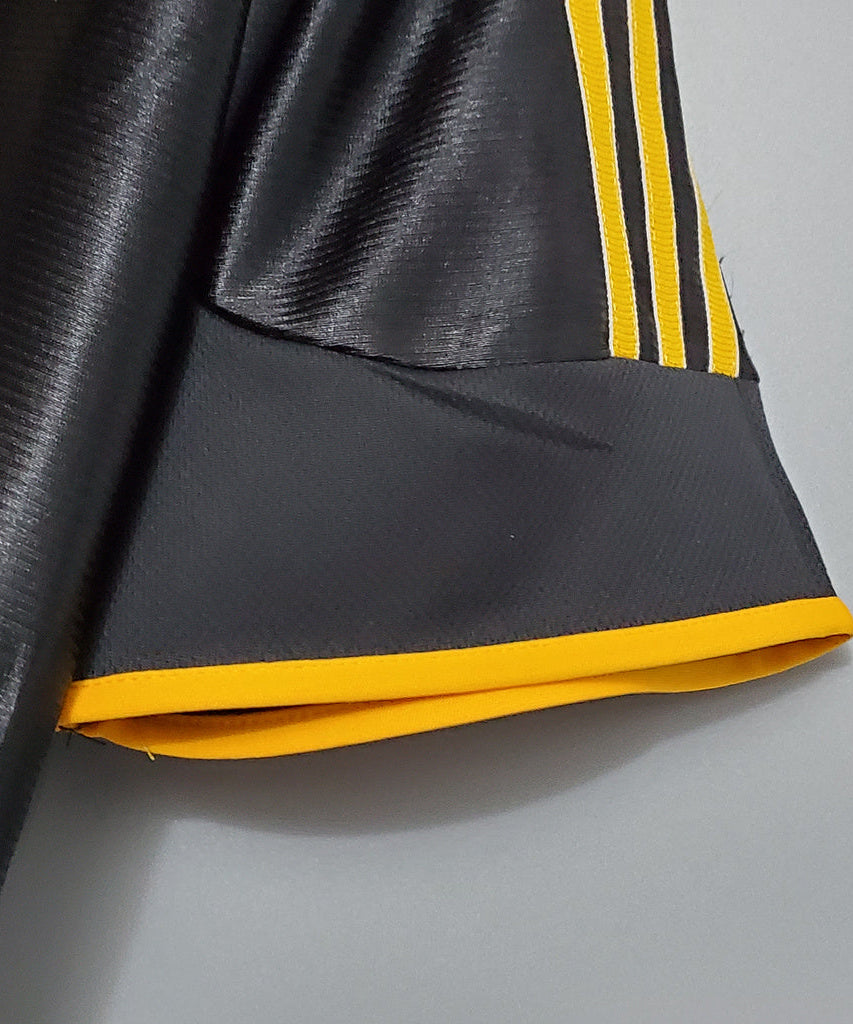 Real Madrid 98-99  Black Retro