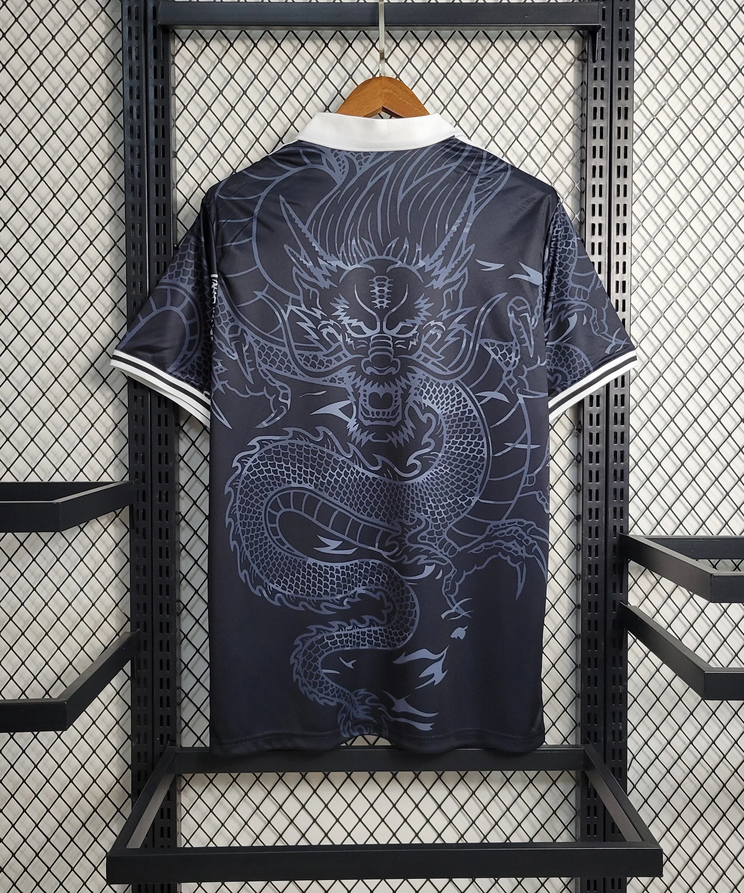 Real Madrid Jersey | Dragón Negro Special Kit | Malgane