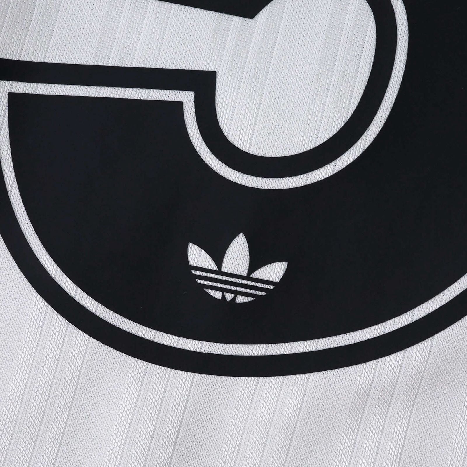 اليابان "قطعة واحدة" طبعة خاصة