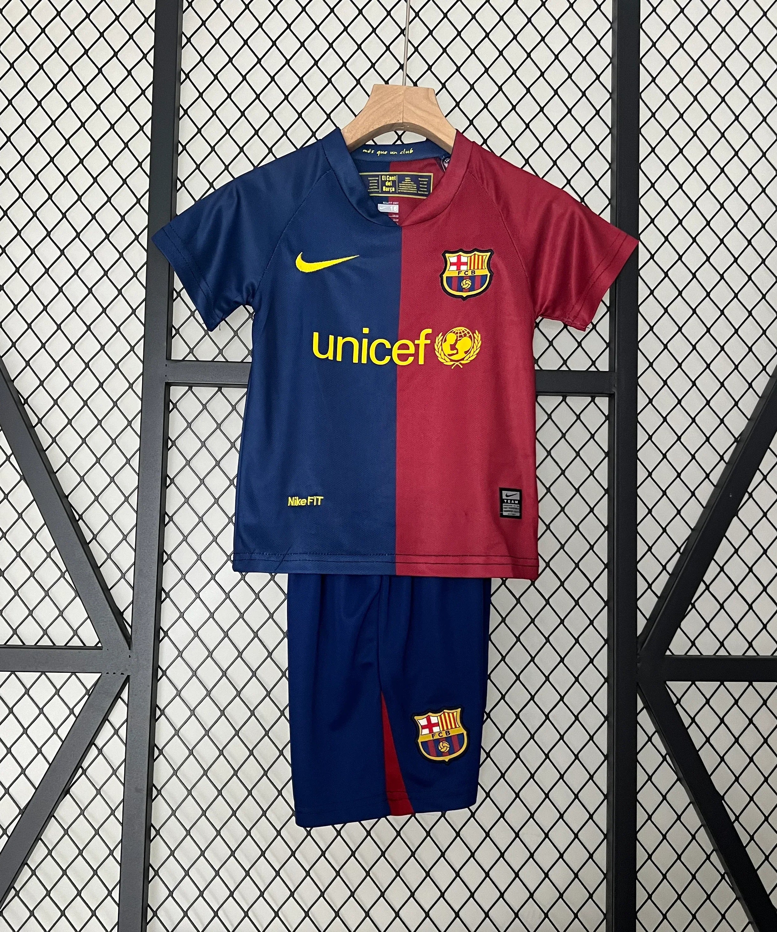Barcelona 08/09 Home Jersey Kids
