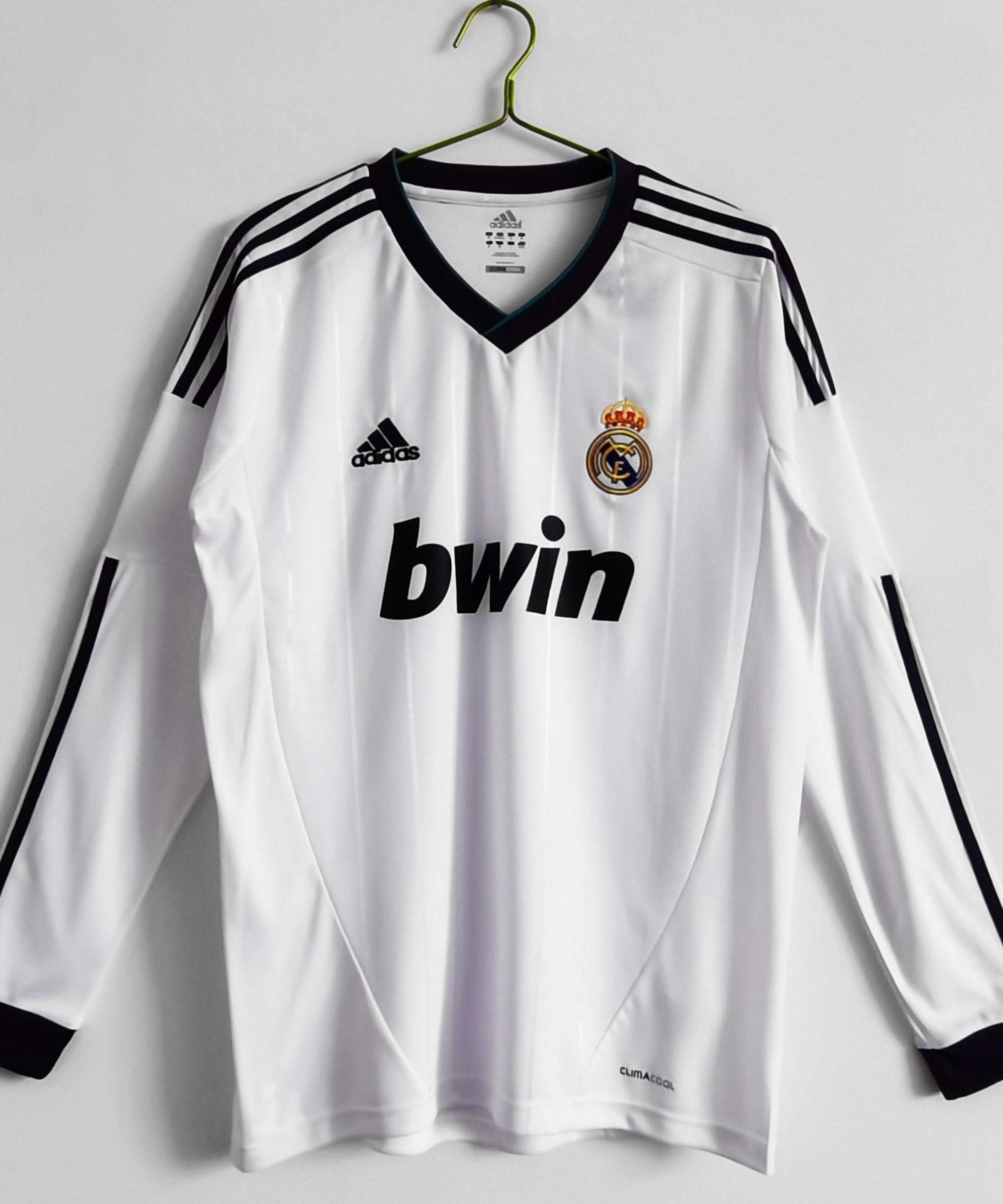 Real Madrid 2012-2013 Long Sleeve Home Kit Retro