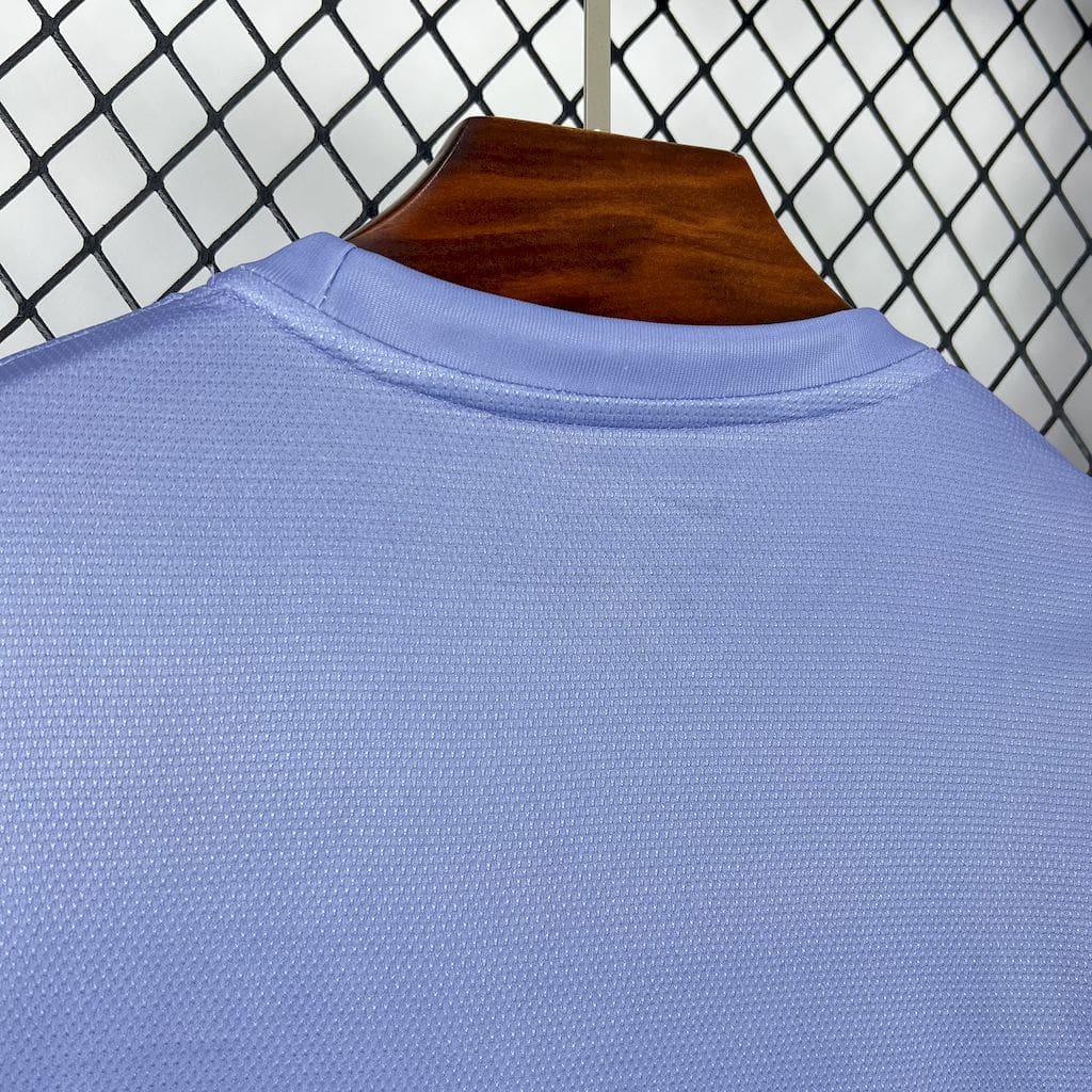 طقم "يسوع" البرازيلي الخاص