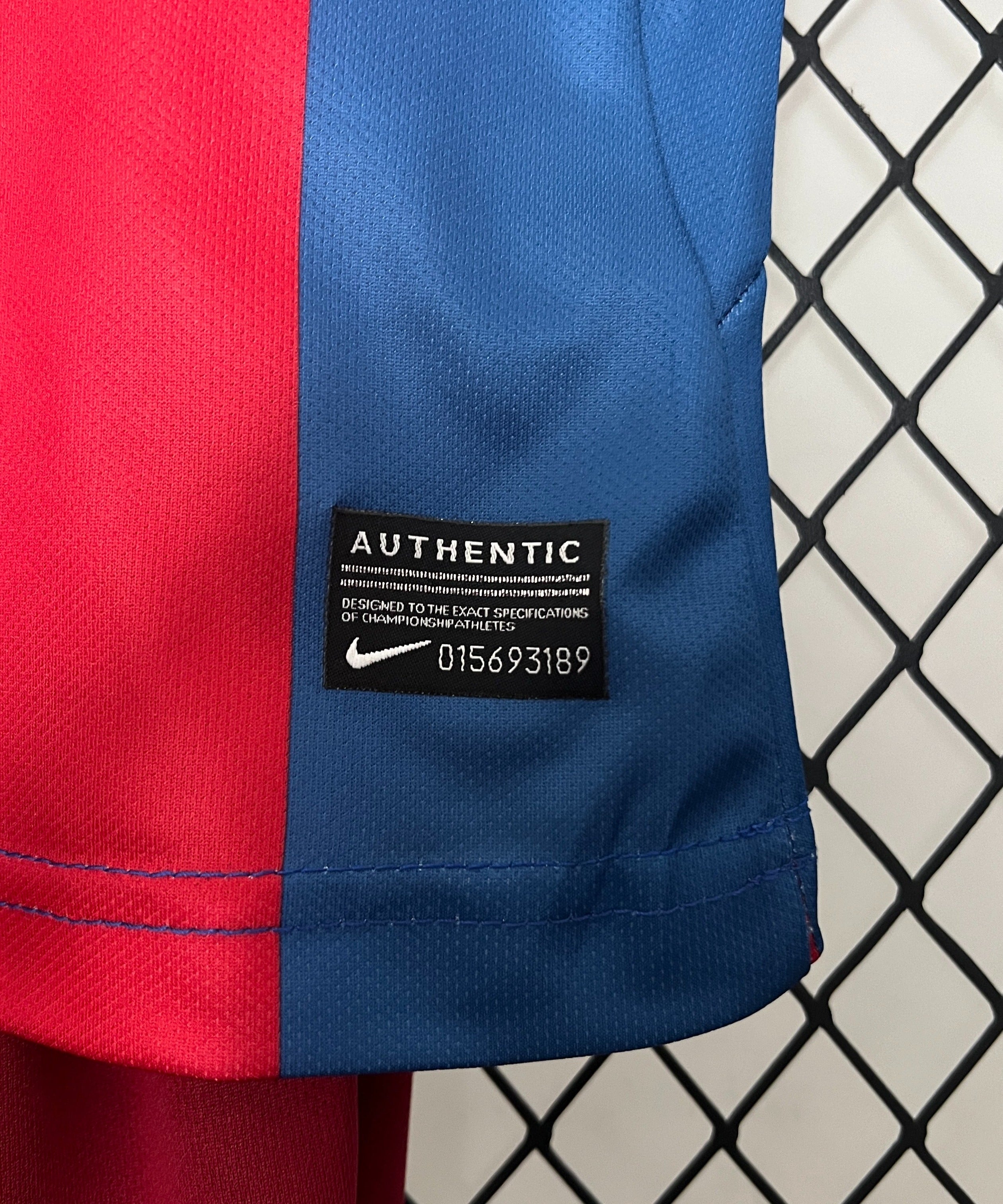 Barcelona 10-11 Home Retro Kids kit