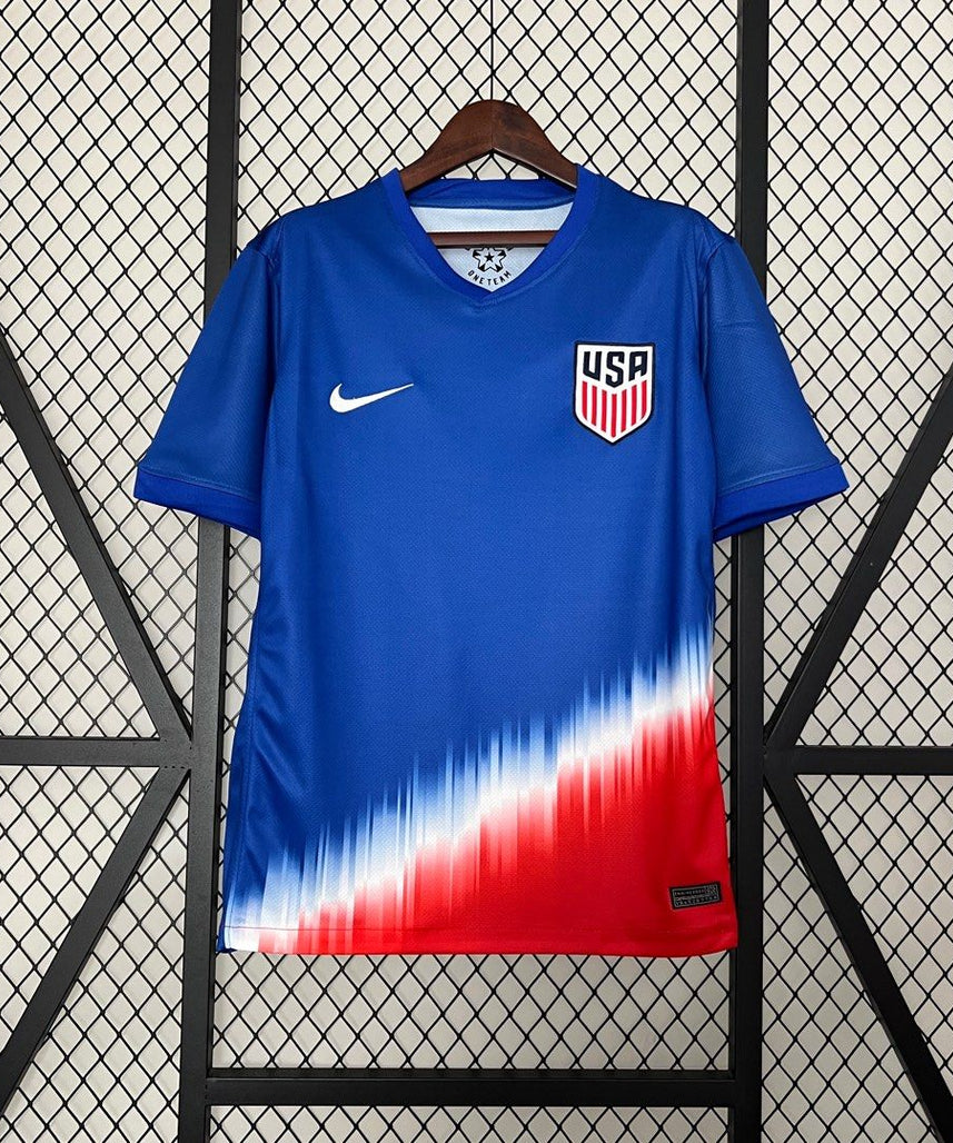 طقم منتخب الولايات المتحدة الأمريكية خارج أرضه لموسم 2024-2025