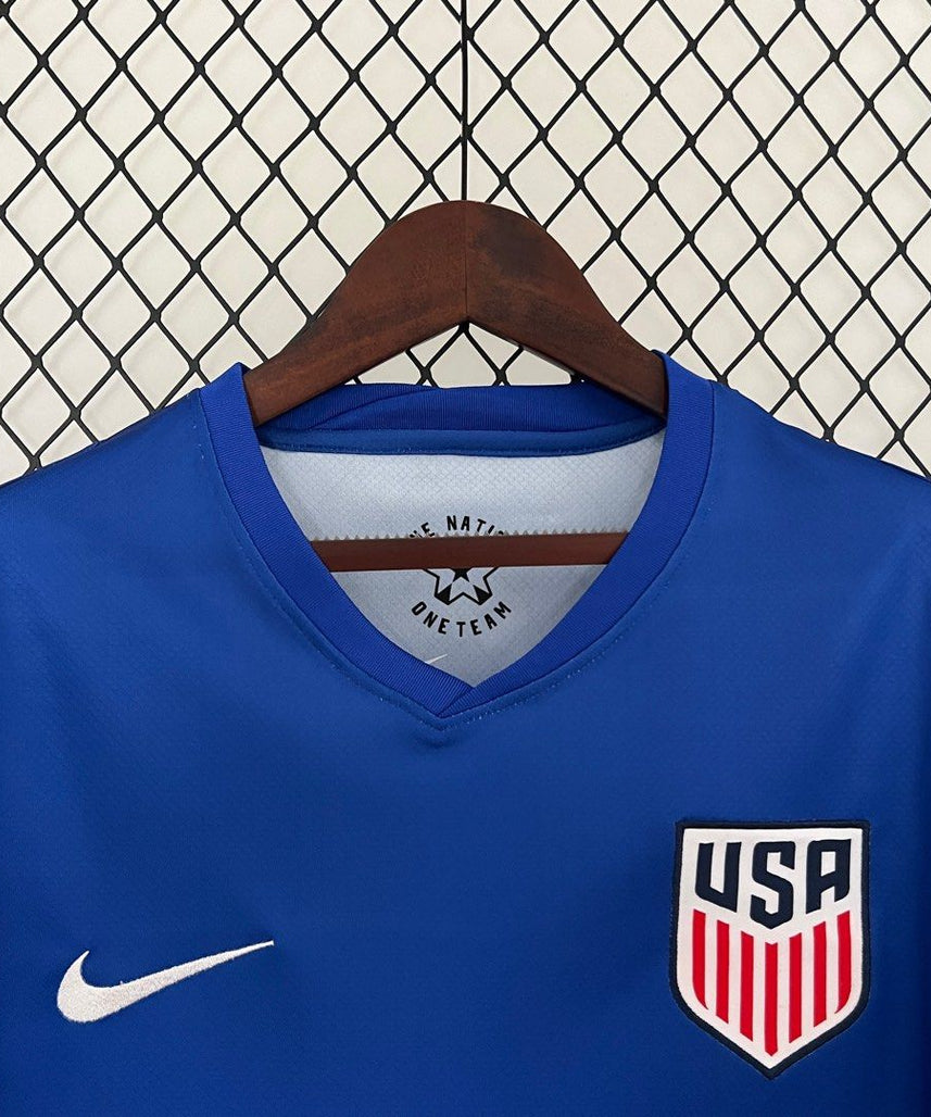 طقم منتخب الولايات المتحدة الأمريكية خارج أرضه لموسم 2024-2025